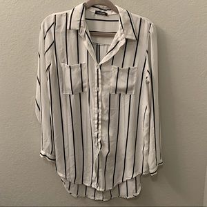 Boohoo button-down dress shirt SZ: L/XL